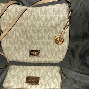 Michael Kors purse/handbag with wallet